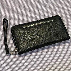 Steve Madden Quilted Black Wristlet Wallet